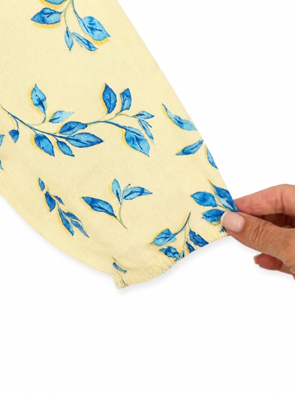 J. Jill Love Linen Floral Pintuck Top Women’s sz M Yellow Blue Coastal Boho - Picture 4 of 8